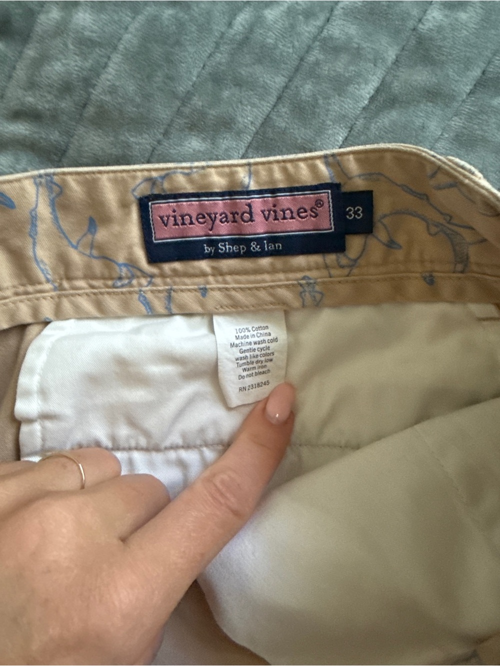 Vineyard Vines Beige Shorts with Blue Shark Print - Picture 2 of 3